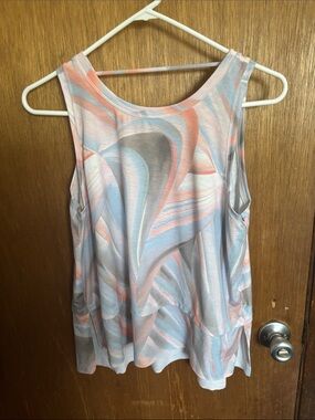 Swirl-Print Sleeveless Tank Top in Pastel Blue and Pink
